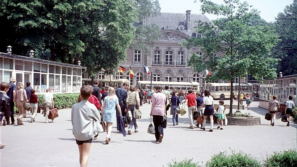 BC_European_School_Brussels_1971(Michel Huhardeaux)