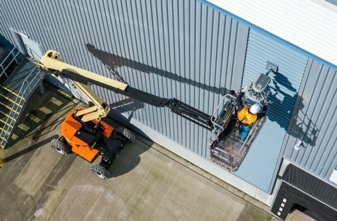 JLG-EC450AJ-Compact-2
